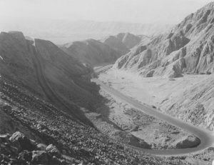 Carretera panamericana a su paso por Perú en los años 40 Carretera panamericana a su paso por Perú en los años 40
