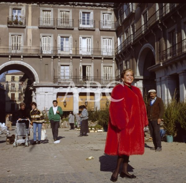 Lina Morgan at Plaza Mayor