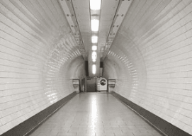 imagen de un pasillo del metro de Londres